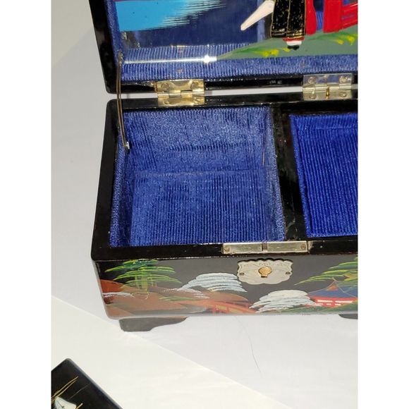 Far East Oriental Musical Jewelry Box Hand Painted Laquered Wood Vintage As-Is - Picture 12 of 16